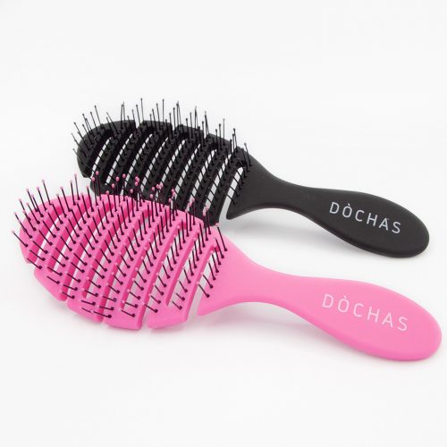 Brush to detangle hair and hair extensions